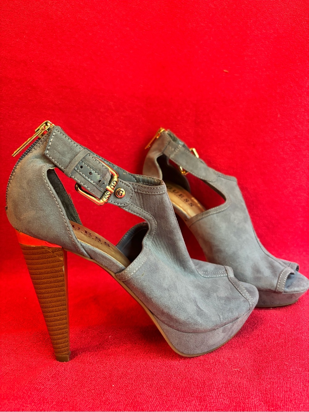 Guess Gray Suede Open-Toe Platform Heels with Gold Buckle